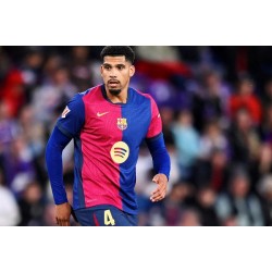 Ronald Araújon mielenterveysongelma estää pelin tilapäisen jatkamisen Ronald Araújon mielenterveysongelma estää pelin tilapäisen jatkamisen